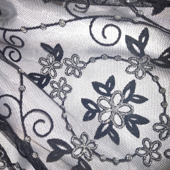 Baby dress - Picture 2 of 5